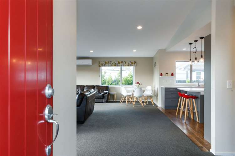 968 Tremaine Avenue Roslyn_1