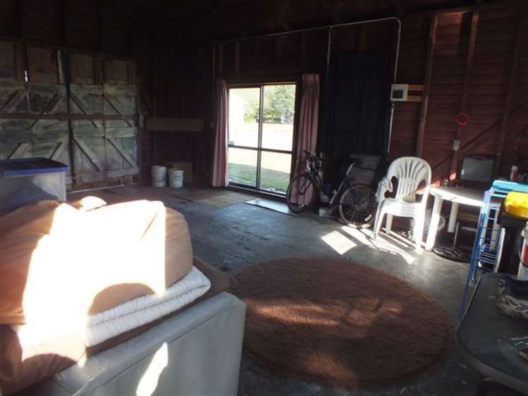 60 Crampton Road Reefton_12