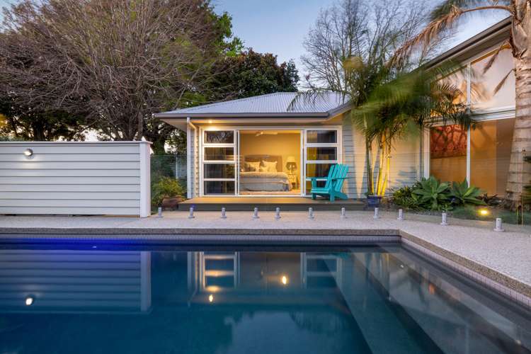 6 Tall Oaks Way Bethlehem_21