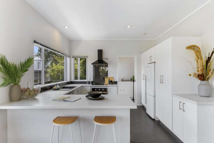 64a Mariri Road One Tree Hill_4