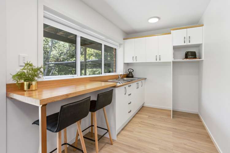 5 Hartles Place Mellons Bay_21