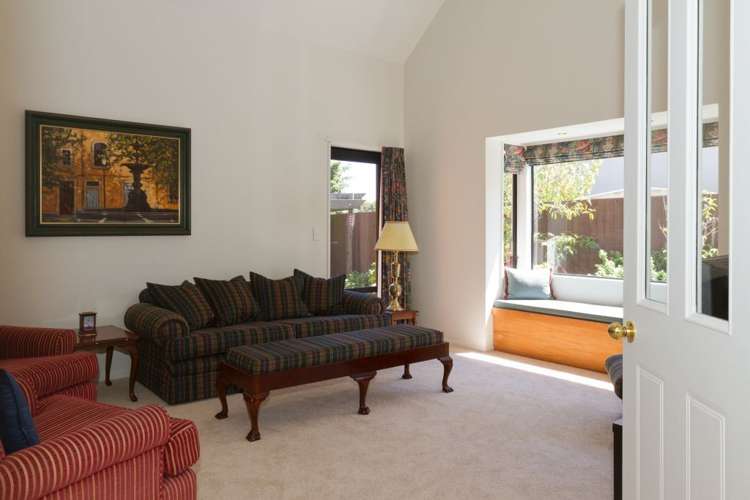 1/5 Trumble Lane Huntsbury_3