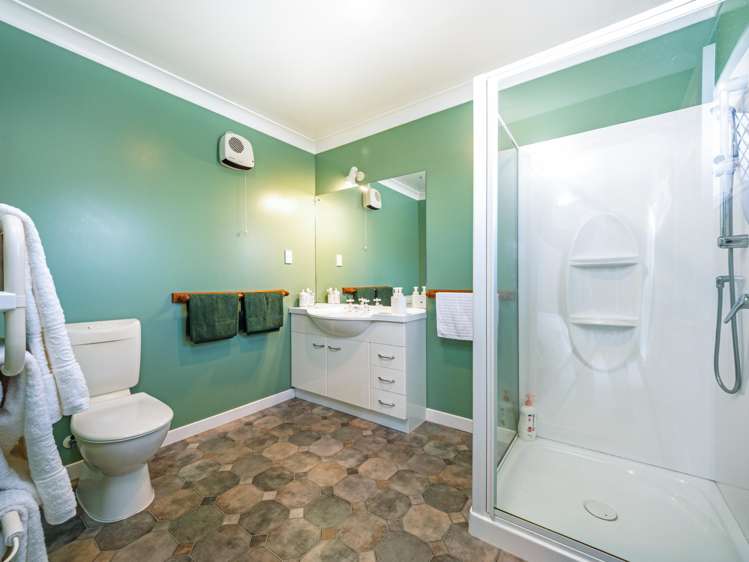 5 Rothesay Place Highbury_12