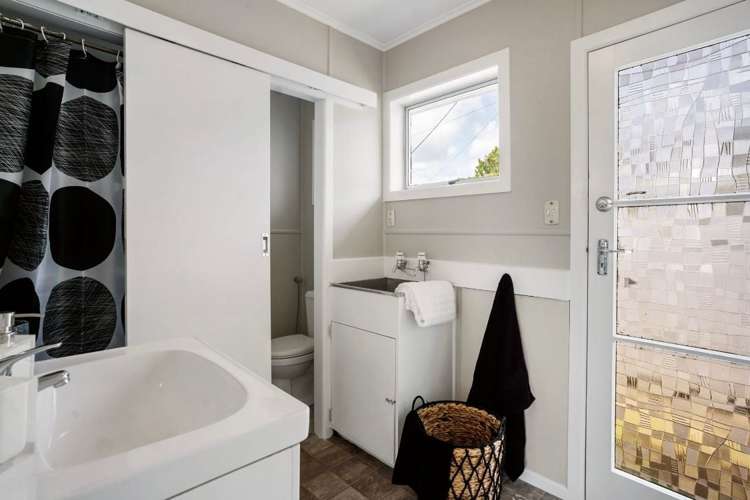 3/68 Rua Road Glen Eden_6