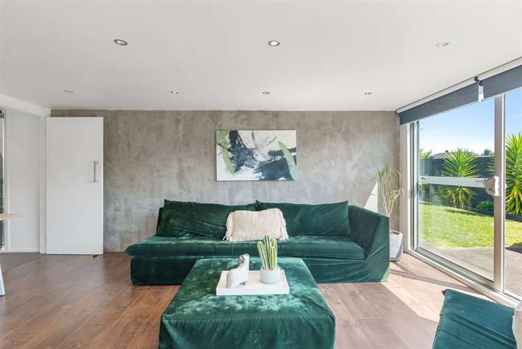 1 Luke Place Otara_15