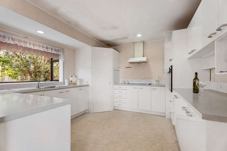 1/16a Moore Street Hillcrest_8