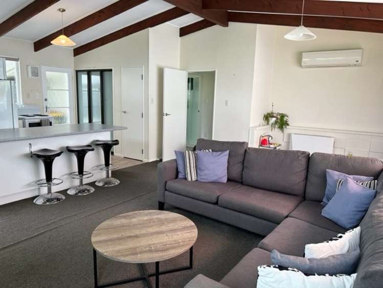 19 Nimmo Avenue West 1366_1