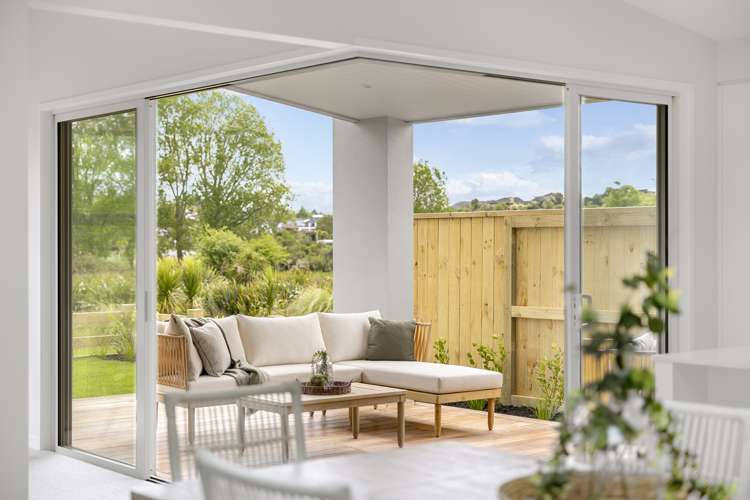 66 Saint Pauls Drive Brookfield_8