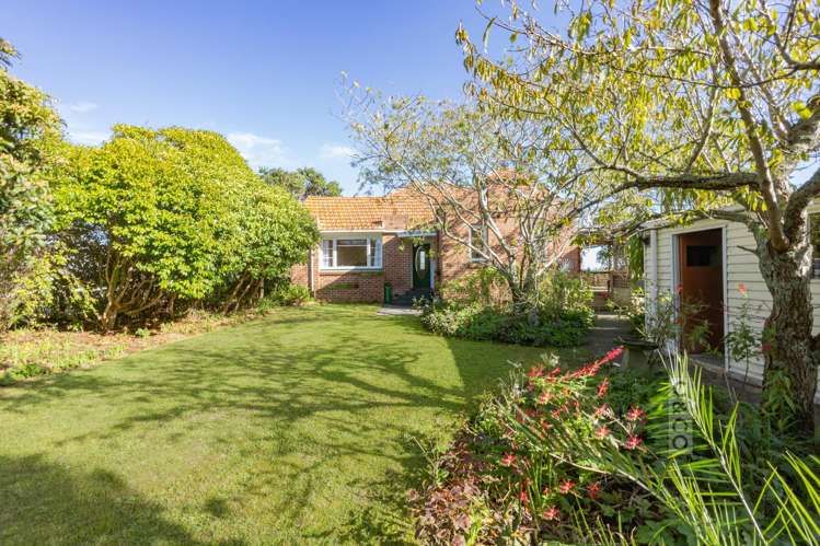 16 Karaka Street Helensville_38