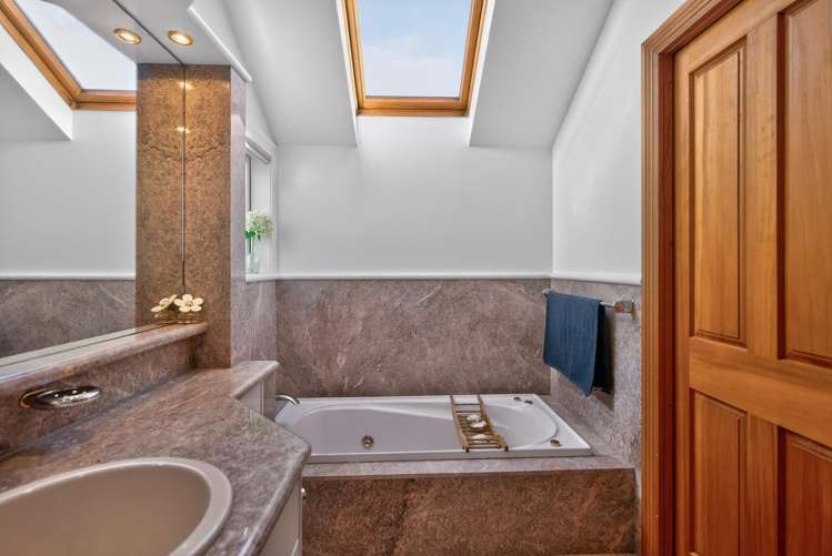 5 Myrtle Street Hutt Central_33