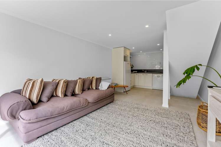 196 Oakland Road Karaka_21