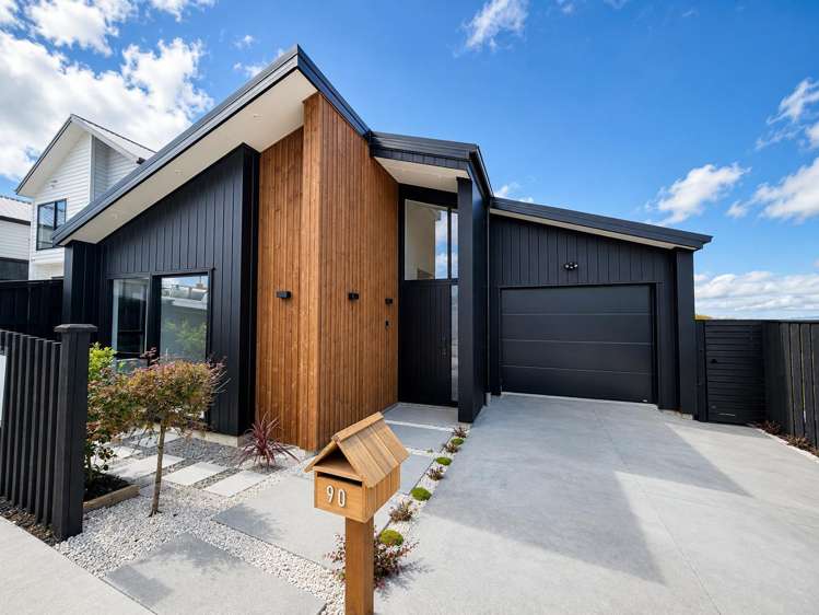 90 Huanui Drive_0