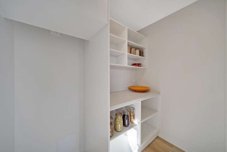 40 Lenborough Drive_3
