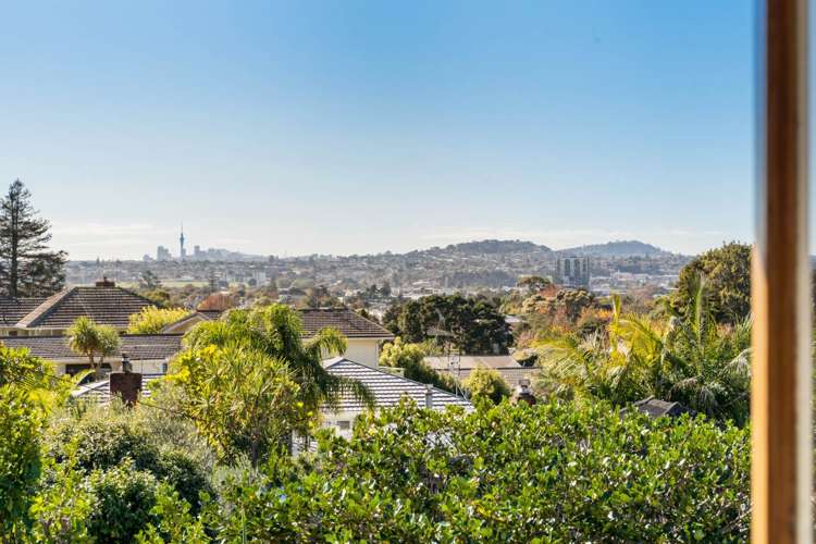 43 Fairmount Road Titirangi_14