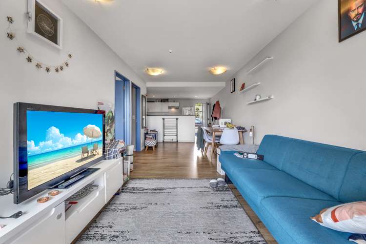10/14 Brougham Street Addington_2