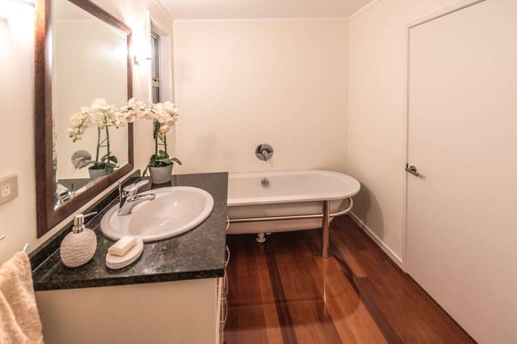 8 Montgomery Crescent Cockle Bay_15