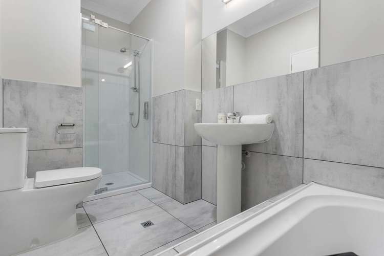 16/44 Carlos Drive Flat Bush_15