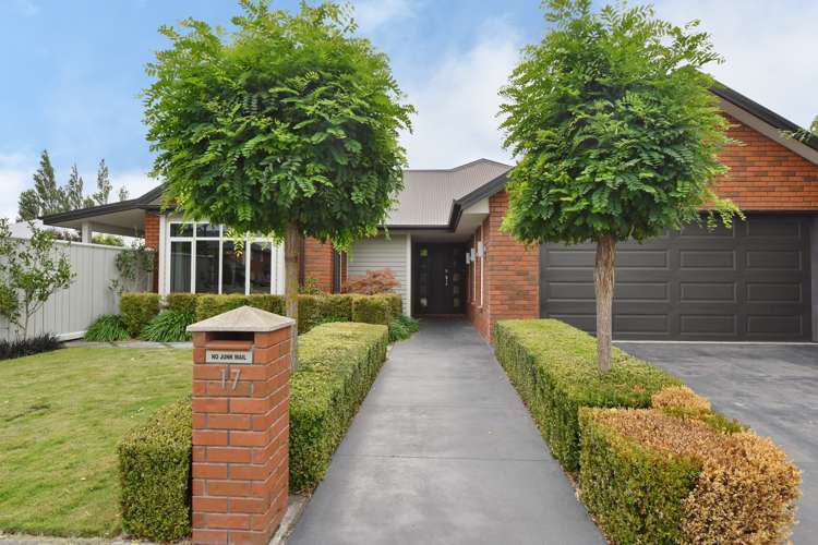 17 Springbrook Lane Northwood_22