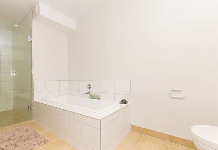 92a Eden Street Island Bay_13