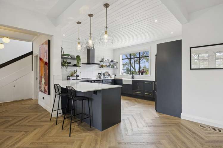 365 Stuart Street Roslyn_10