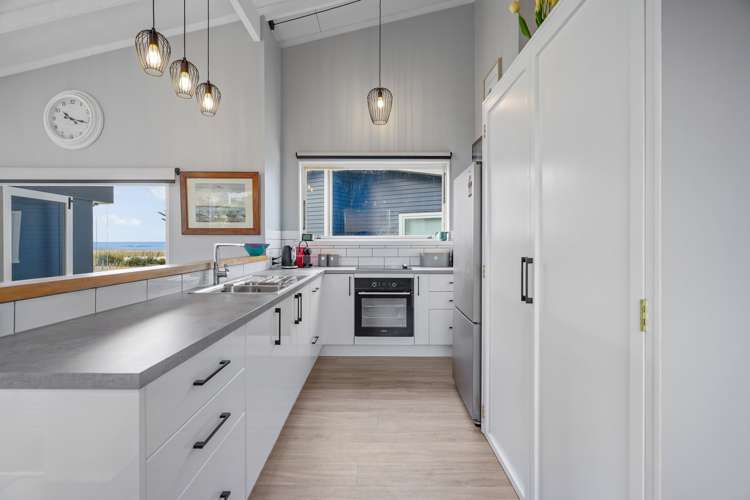 3428 Pourerere Beach Road_4