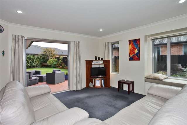 5 Tatahi Street Parklands_4