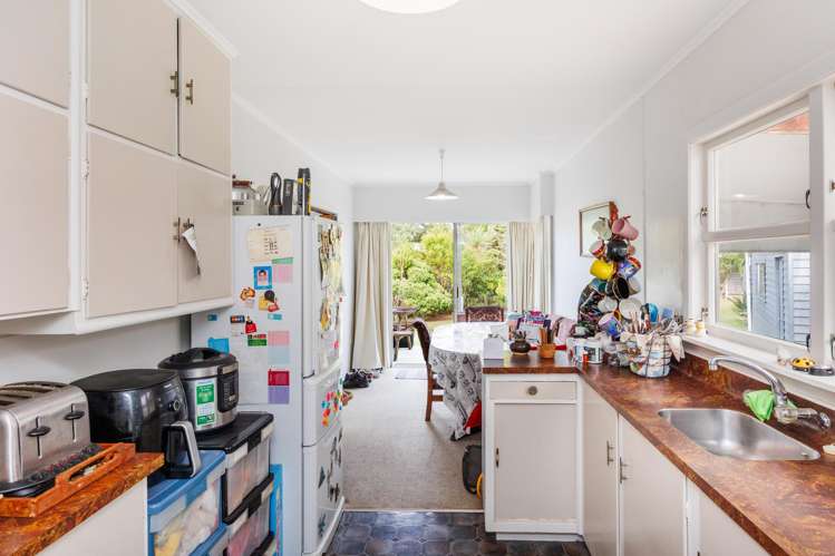 7 Sinclair Avenue Highbury_6