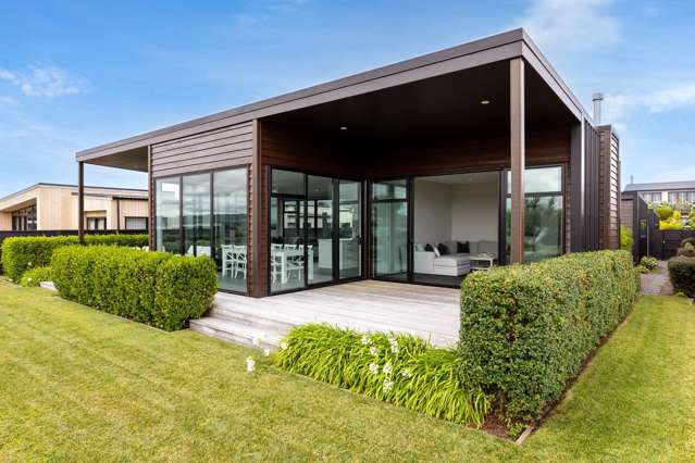 Exclusive living, iconic views