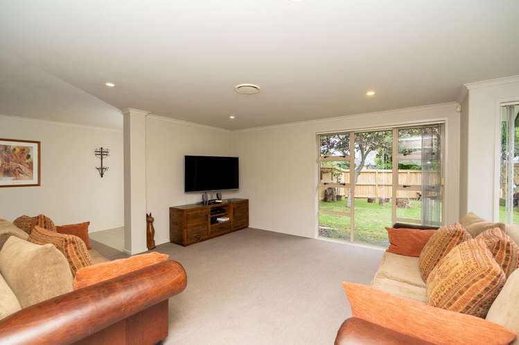 54 Winchester Place Rototuna North_10