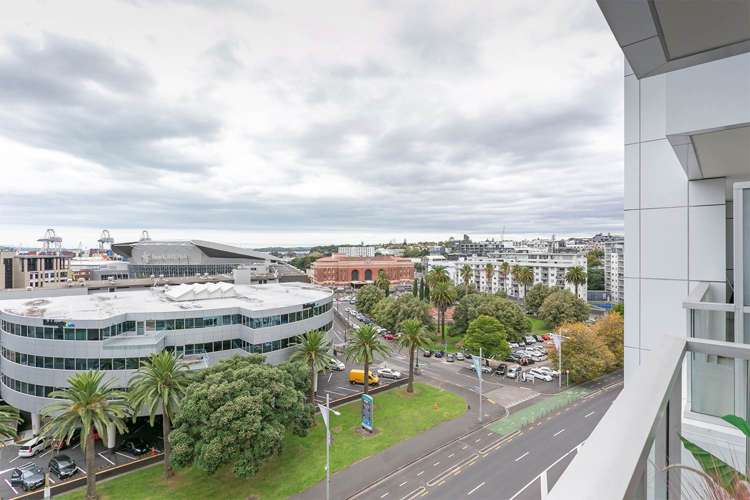 704/85 Beach Road Auckland Central_17