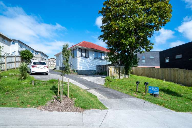 42 Sanft Avenue Mount Roskill_1