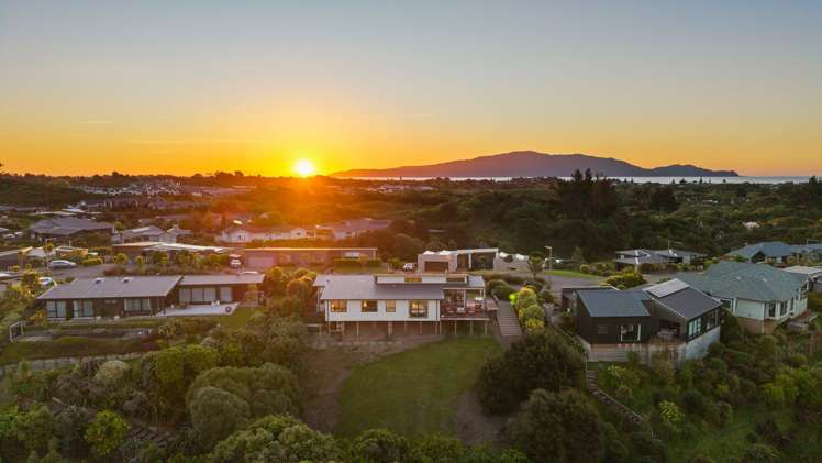 15 Te Heke Place Waikanae_16
