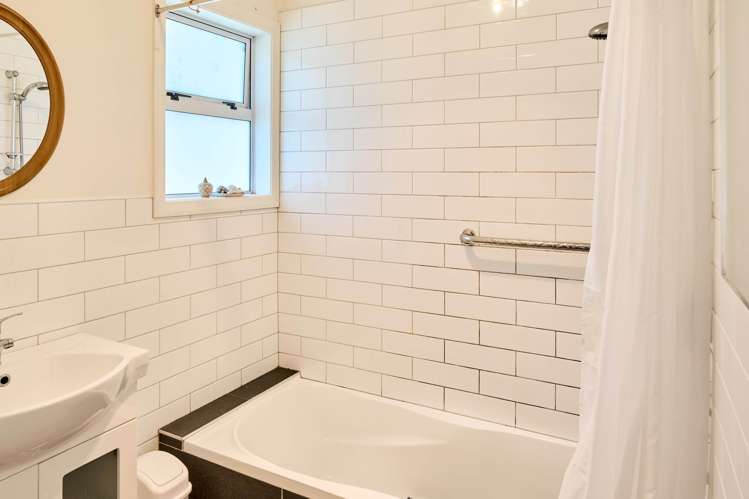 65 Hair Street Wainuiomata_10