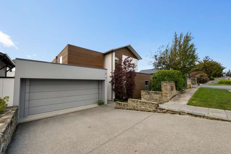 76 Aubrey Road Wanaka_20