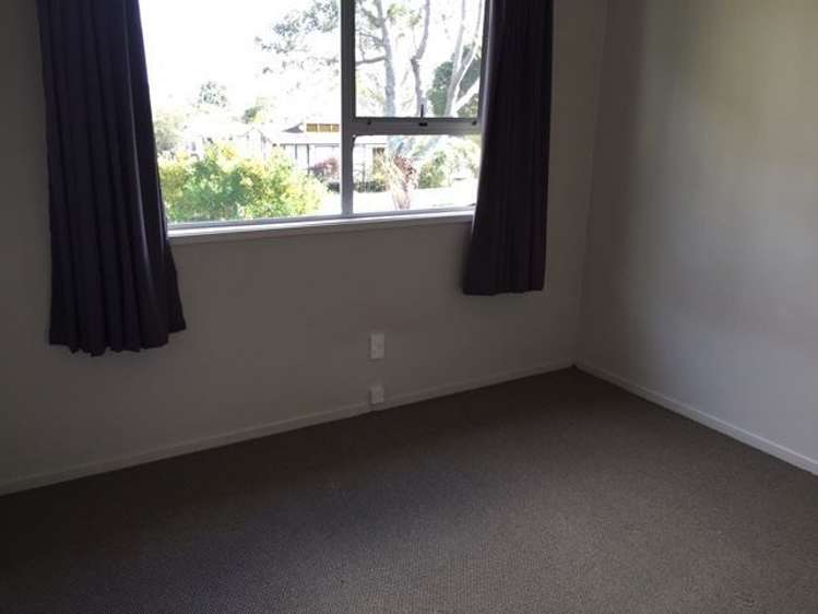 42 Fitzherbert Avenue West Harbour_11