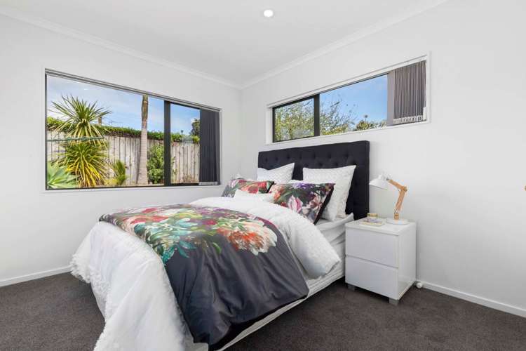 55 Lothian Brae Wattle Downs_17