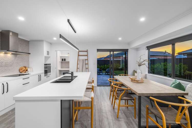 20 Selfe Crescent Burwood_1