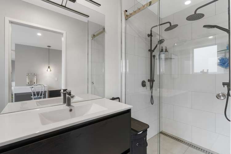 955 River Road Broadlands_7