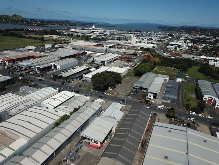 133 and 133A Captain Springs Road Onehunga_1