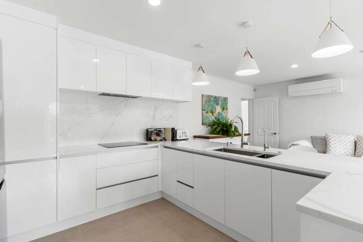 21 Newbliss Crescent East Tamaki Heights_14