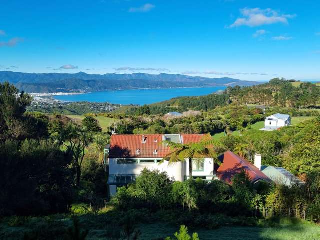Exquisite Home On One Hectare Lifestyle