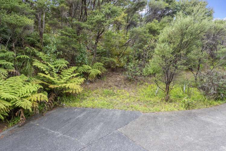 6 Herrings Cove Place Titirangi_20