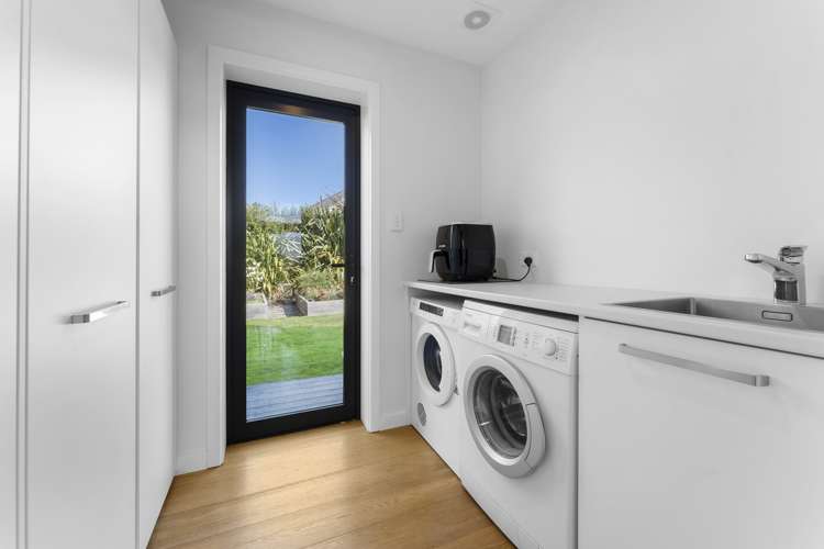 37 Mcadam Drive Jacks Point_9