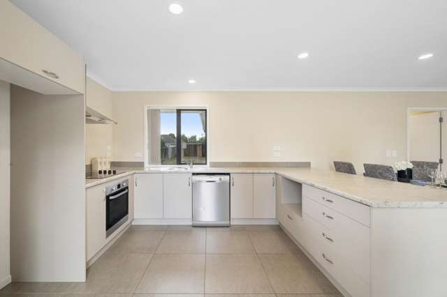 7 Puriri Crescent Hillcrest_4