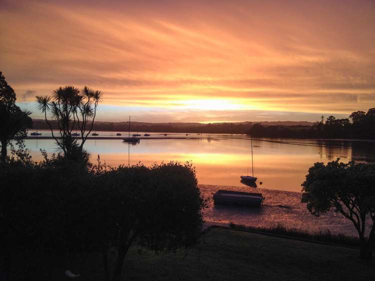 49 Pohutukawa Avenue Cockle Bay_17