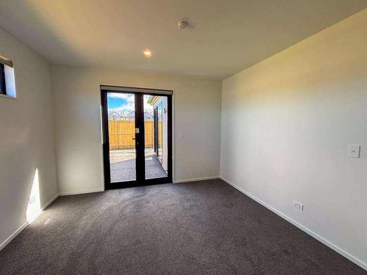 25 Estival Drive 11103_3