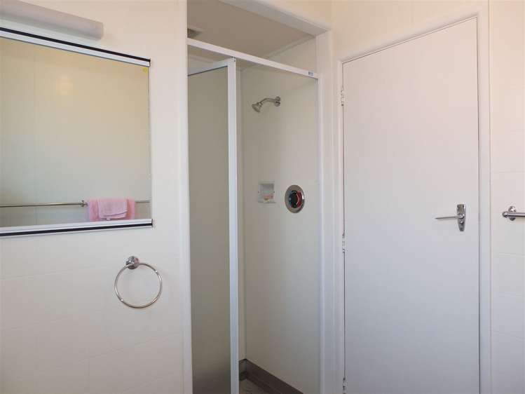 18 Goulds Road Marchwiel_15