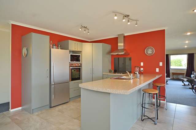 16 Charles Street Carterton_4