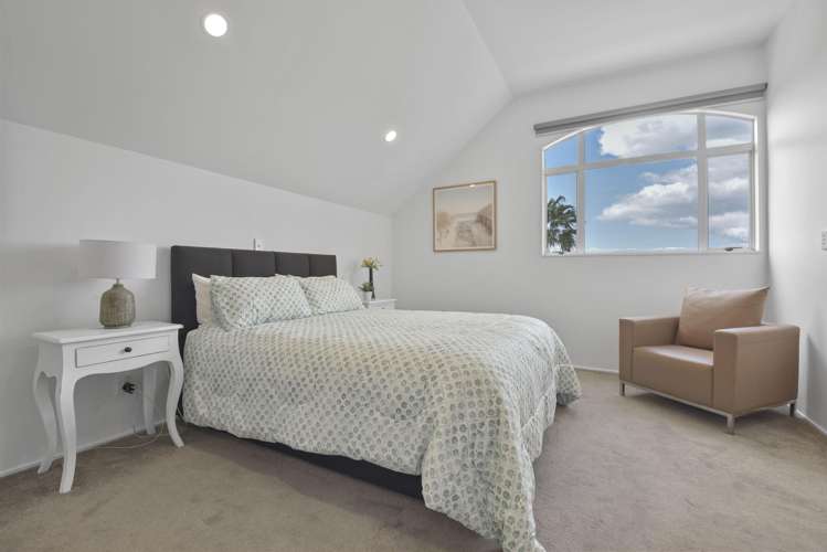 49 Kestrel Heights Arkles Bay_14