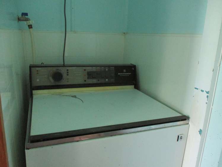 14 Kamahi Street Kaka Point_11